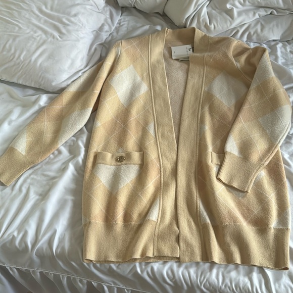 New Sandro Glenda Plaid Wool Cashmere
Cardigan Ecru Diamond Argyle Knit - Picture 11 of 16